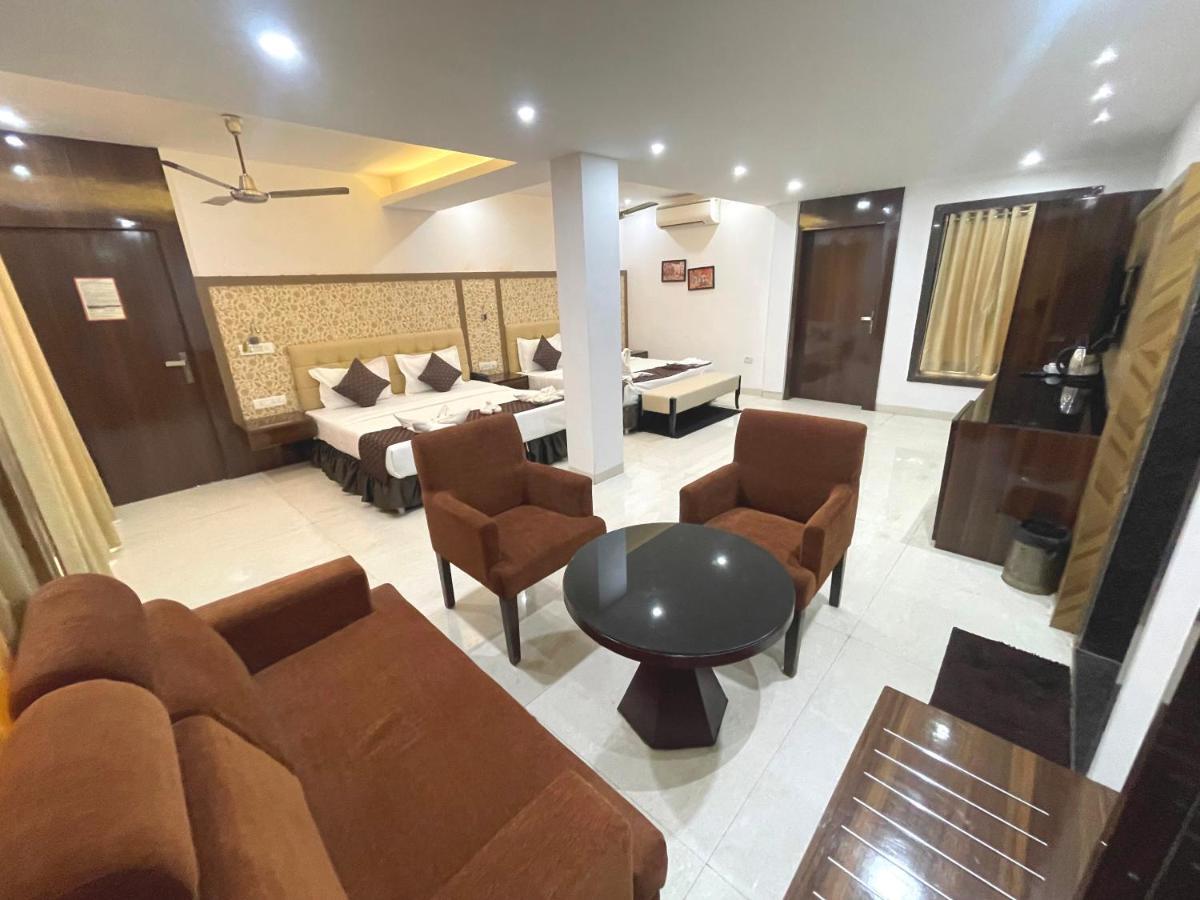 Hotel Goa Continental Arpora Buitenkant foto
