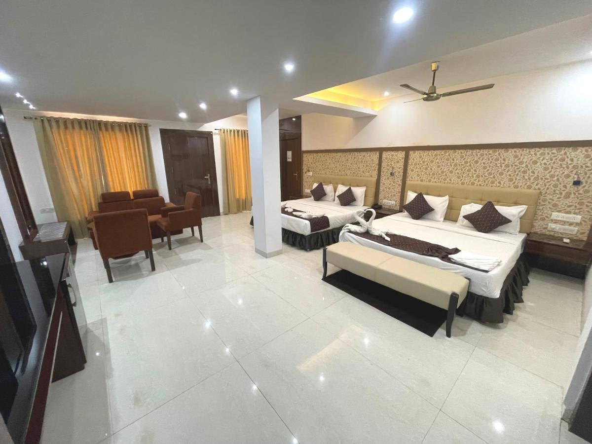 Hotel Goa Continental Arpora Buitenkant foto