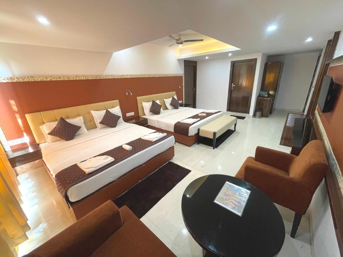 Hotel Goa Continental Arpora Buitenkant foto