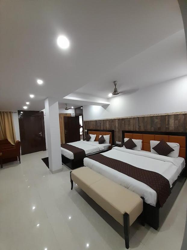Hotel Goa Continental Arpora Buitenkant foto