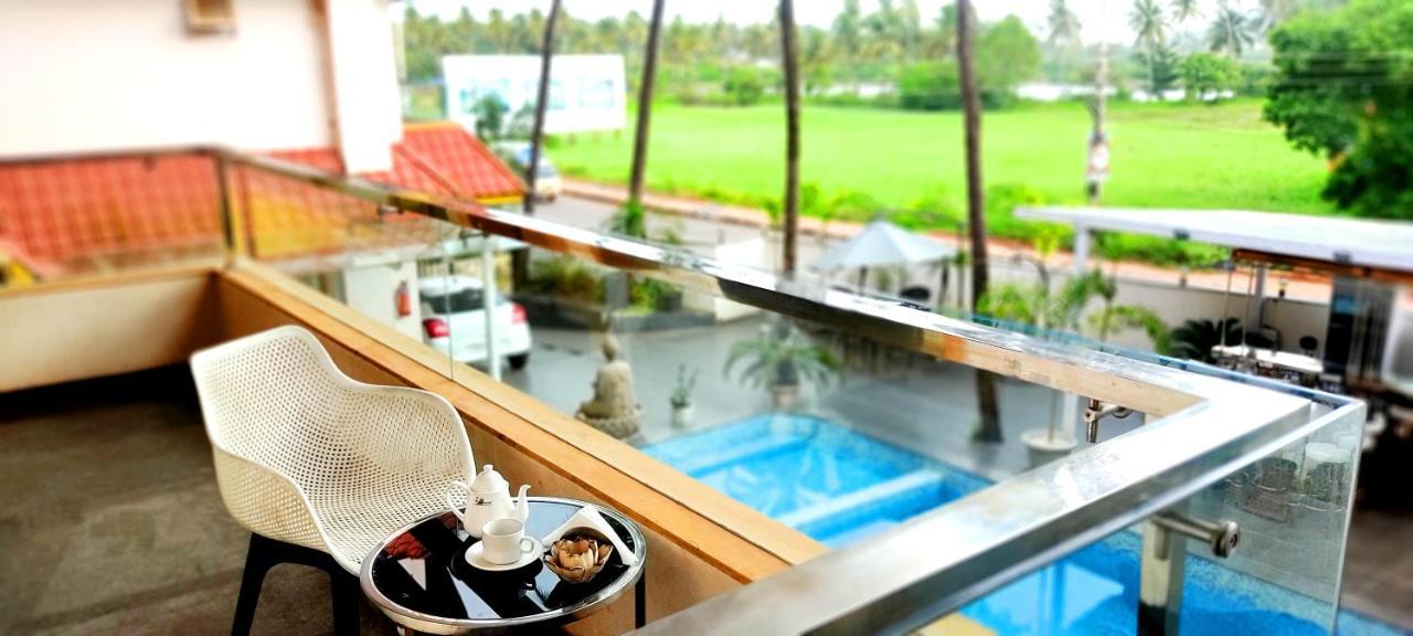 Hotel Goa Continental Arpora Buitenkant foto